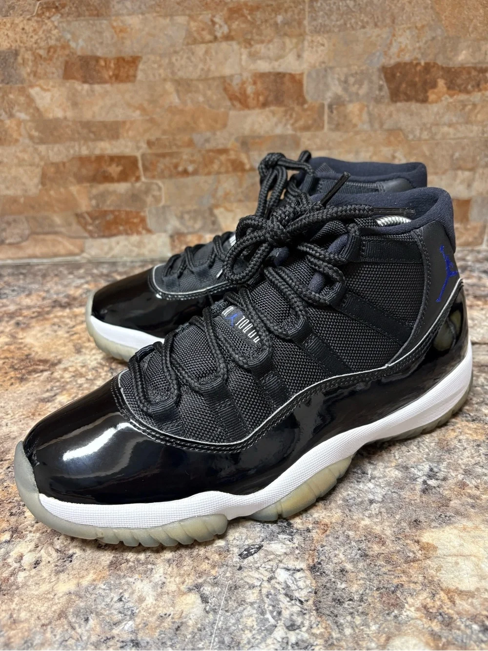 Air Jordan retro 11 Space Jam 2016 378037-003 Size 8.5